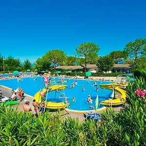 Happy Camp Mobile Homes In Cisano San Vito Campingplatz Bardolino